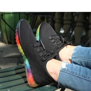 Wmns wanted felicity rainbow sole flyknit sneaker